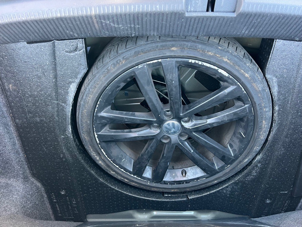 2017 Volkswagen Passat Image 5