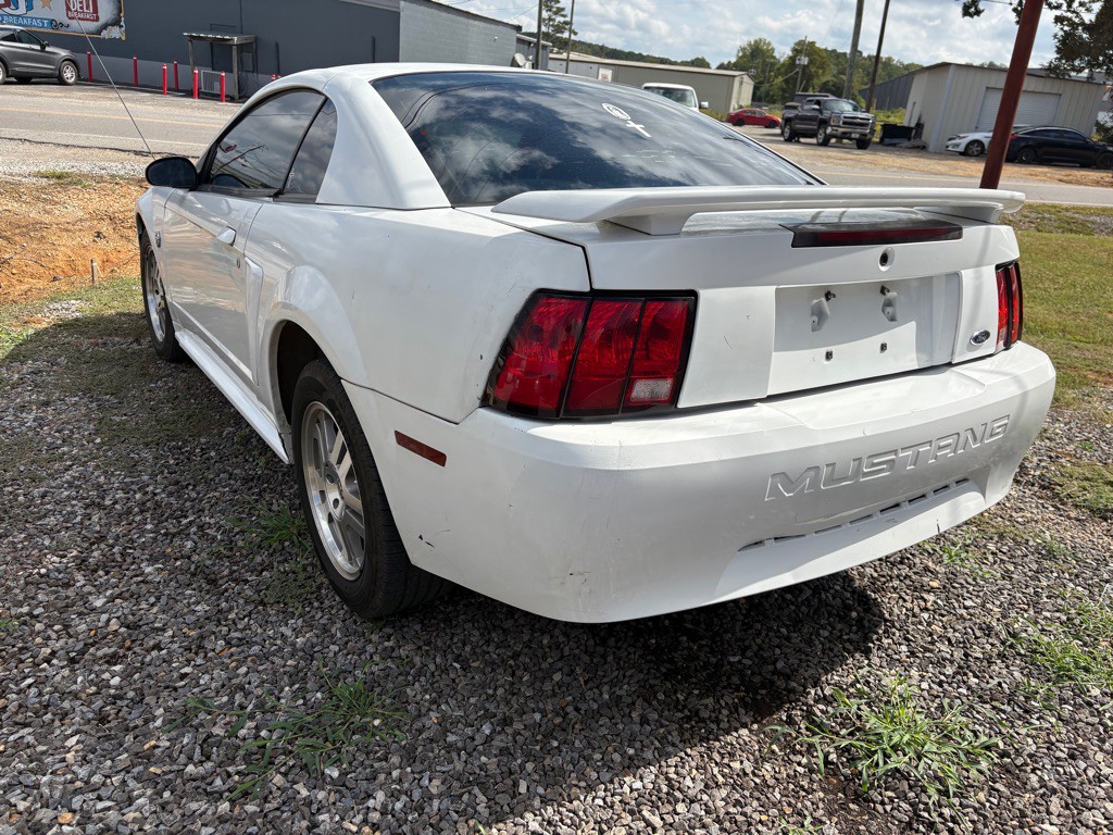 2004 Ford Mustang Image 4