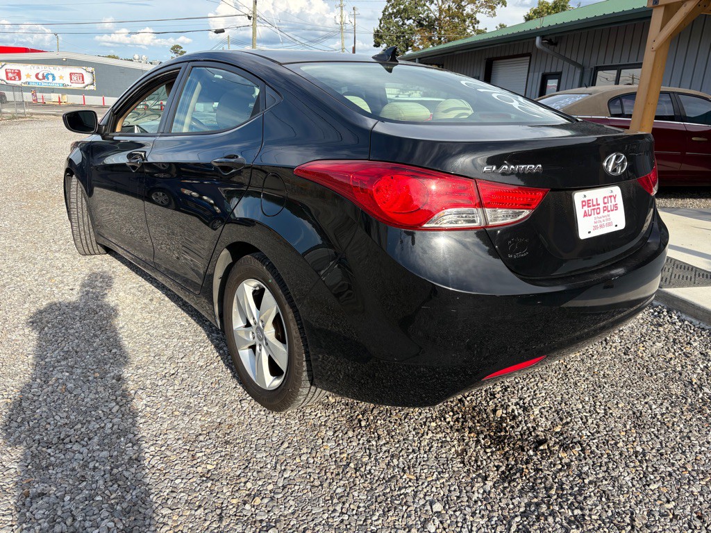 2012 Hyundai Elantra Image 4