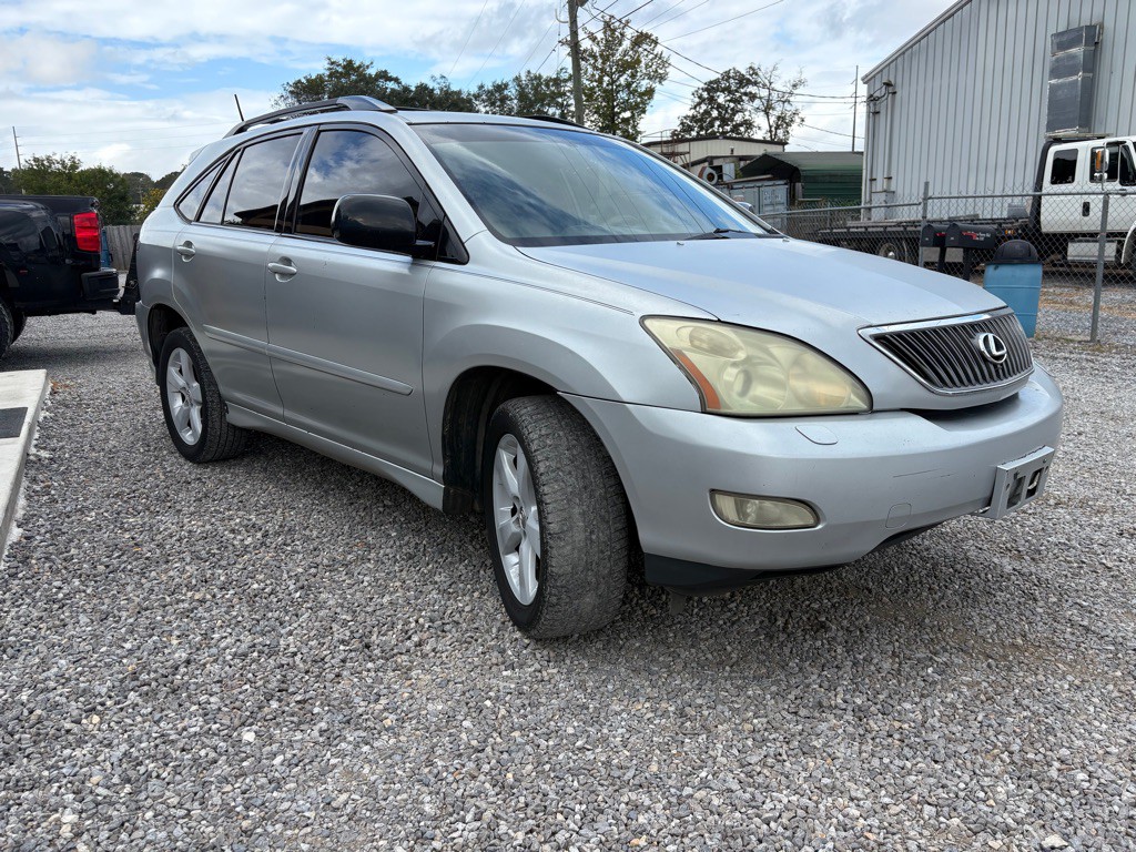 2004 Lexus RX 330 Image 2
