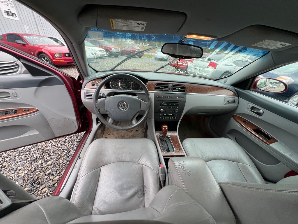 2005 Buick Lacrosse Image 5