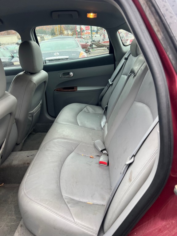 2005 Buick Lacrosse Image 6