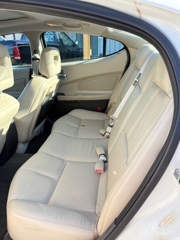 2004 Pontiac Grand Prix Image 6