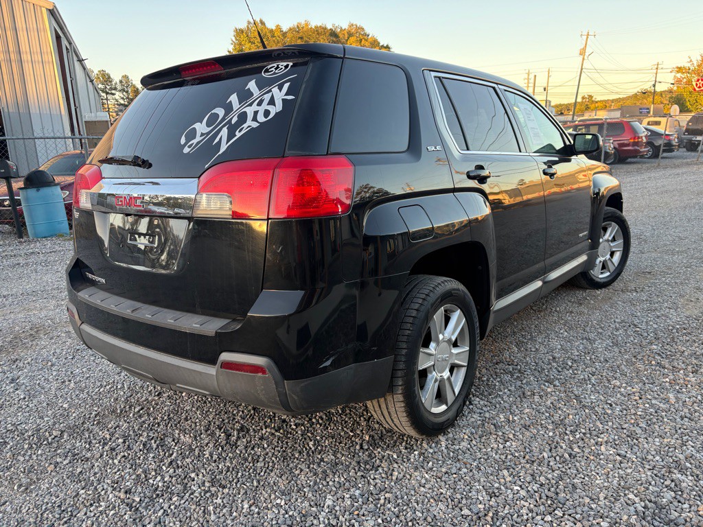 2011 GMC Terrain Image 3