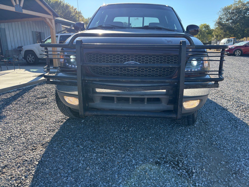 2001 Ford F-150 Image 2