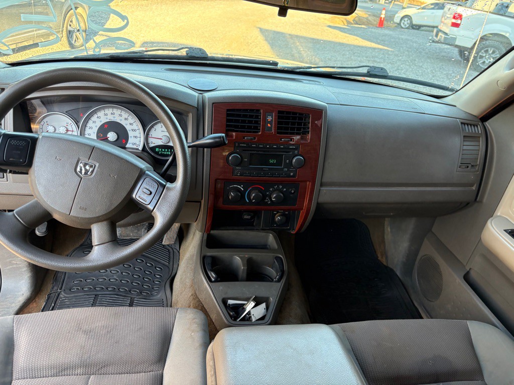 2005 Dodge Dakota Image 5