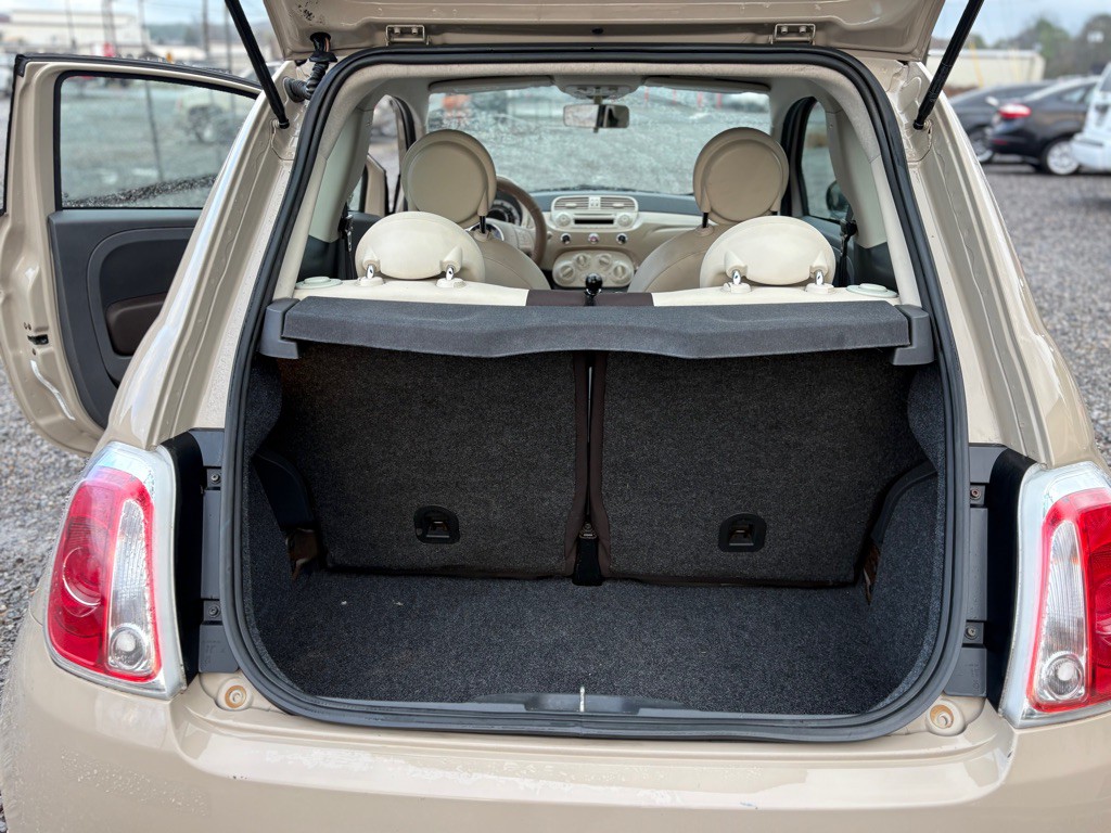 2012 FIAT 500 Image 6