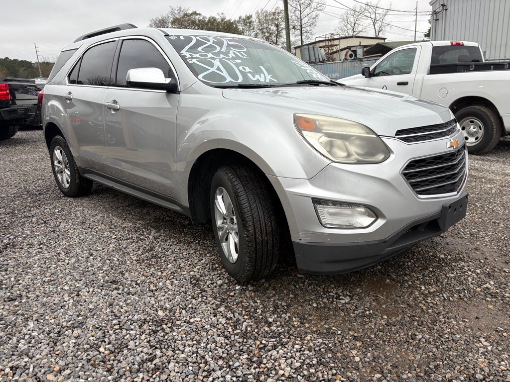 2017 Chevrolet Equinox Image 2