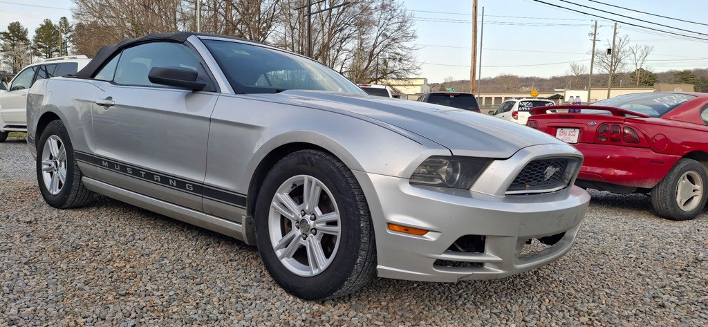 2013 Ford Mustang Image 6