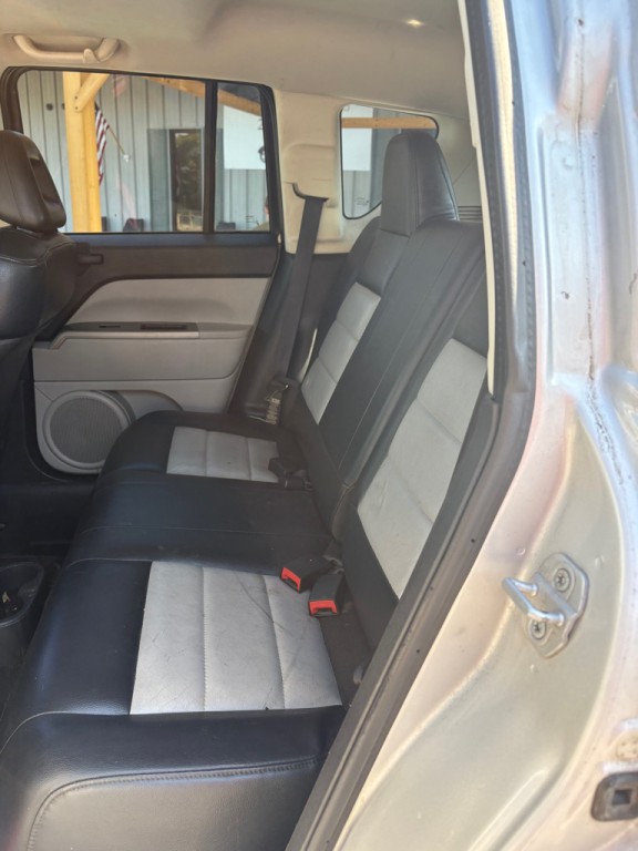 2007 Jeep Compass Image 7