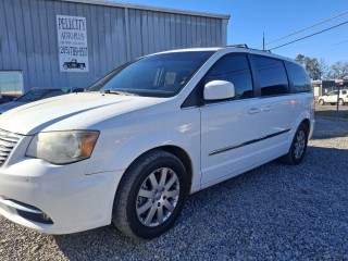 Image for 2014 Chrysler Town & Country Touring ID: 7092858