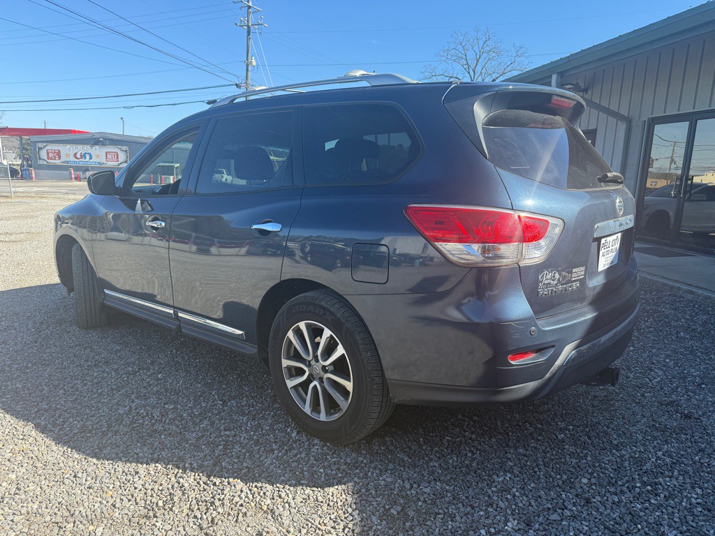 2013 Nissan Pathfinder Image 4