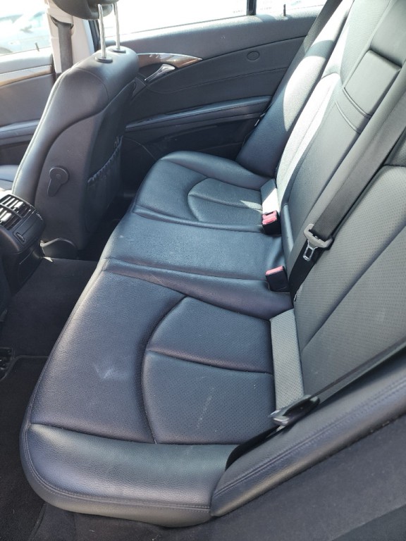 2007 Mercedes-Benz E-Class Image 3