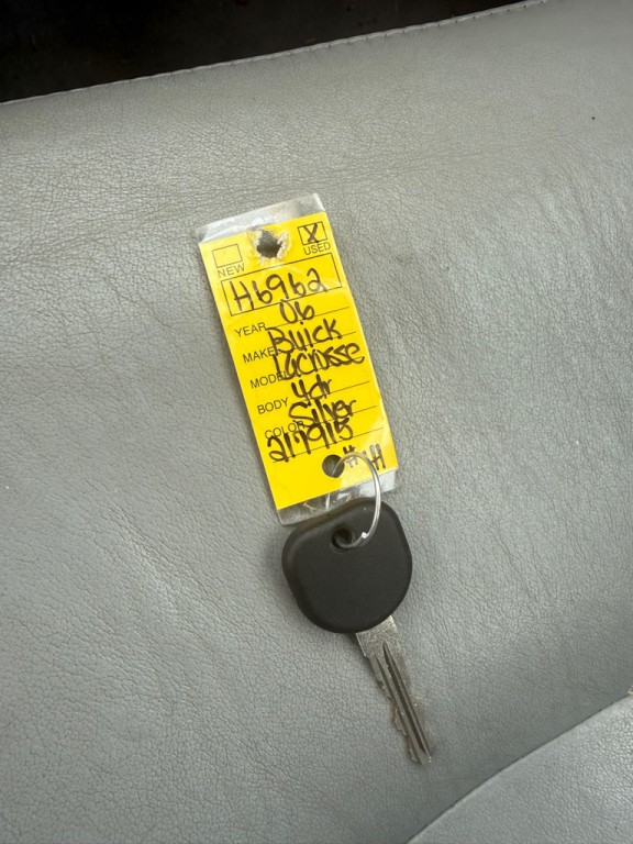 2006 Buick Lacrosse Image 10