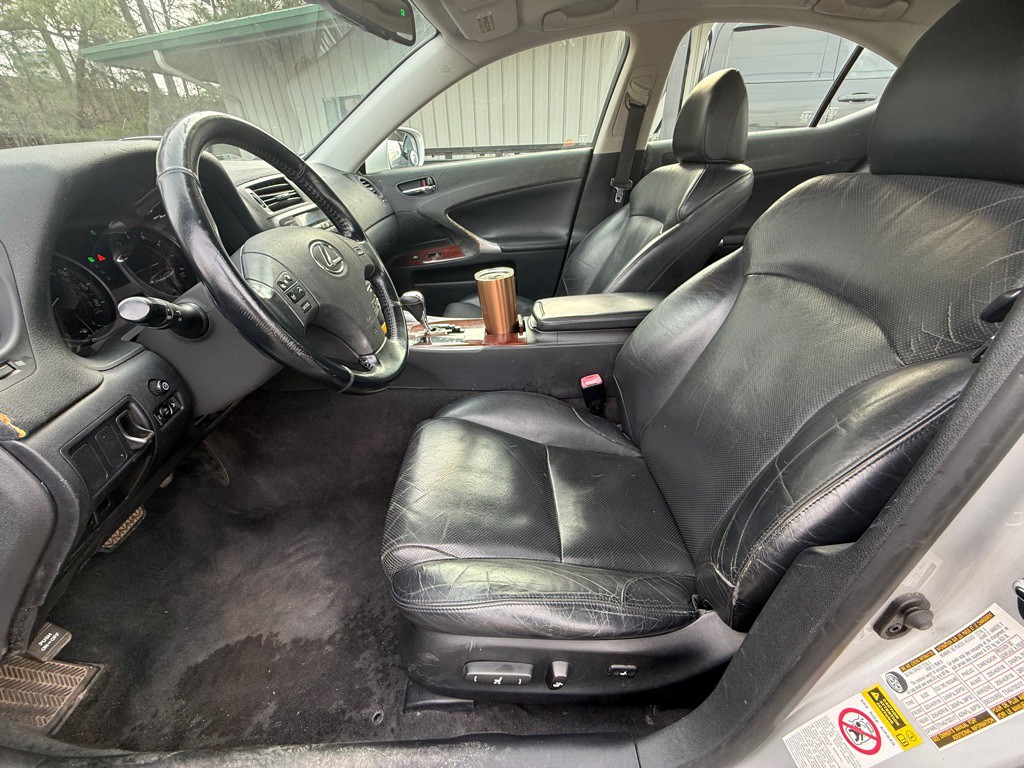 2008 Lexus IS 250 Image 9