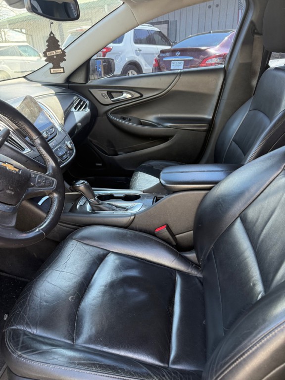 2018 Chevrolet Malibu Image 6