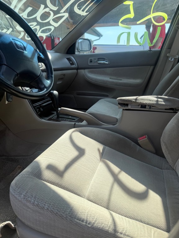 1997 Honda Accord Image 5