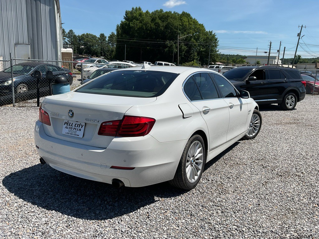 2012 BMW 5 Series Image 4