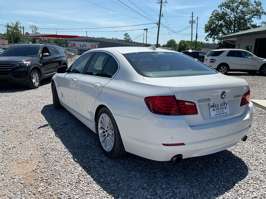 2012 BMW 5 Series Image 5