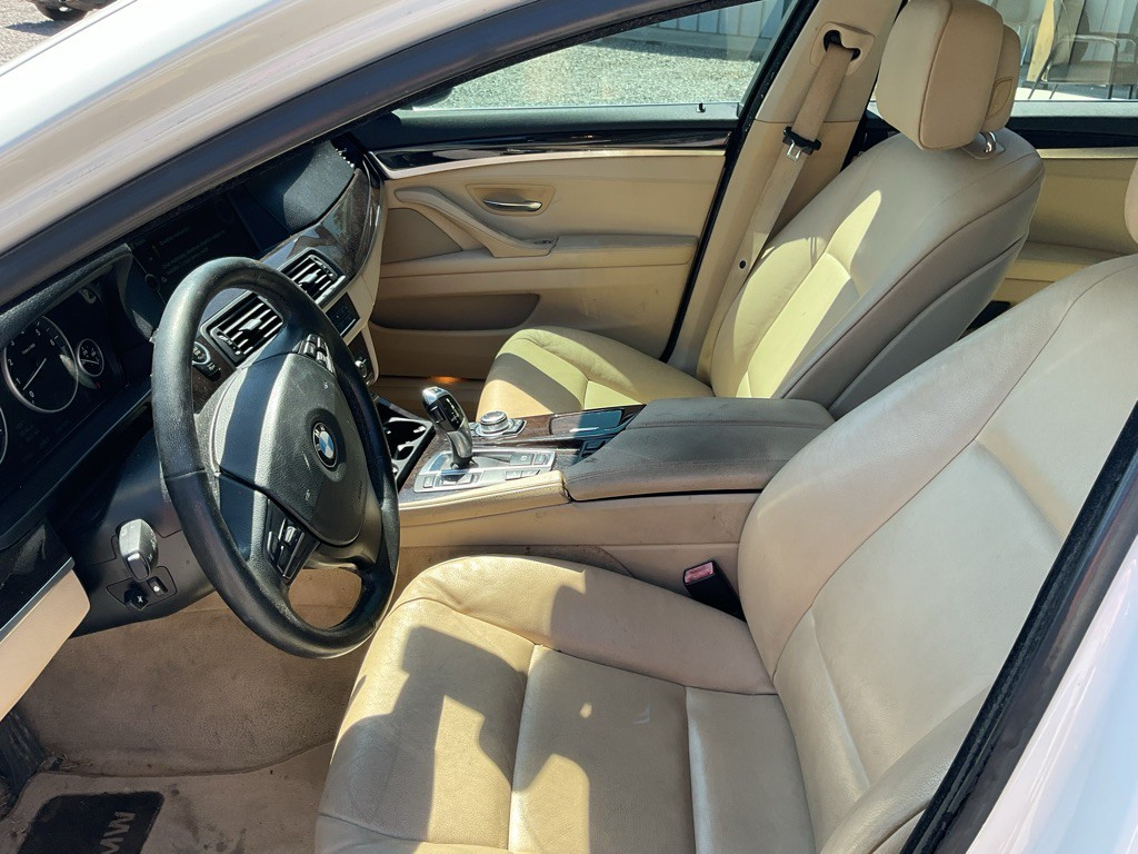 2012 BMW 5 Series Image 6