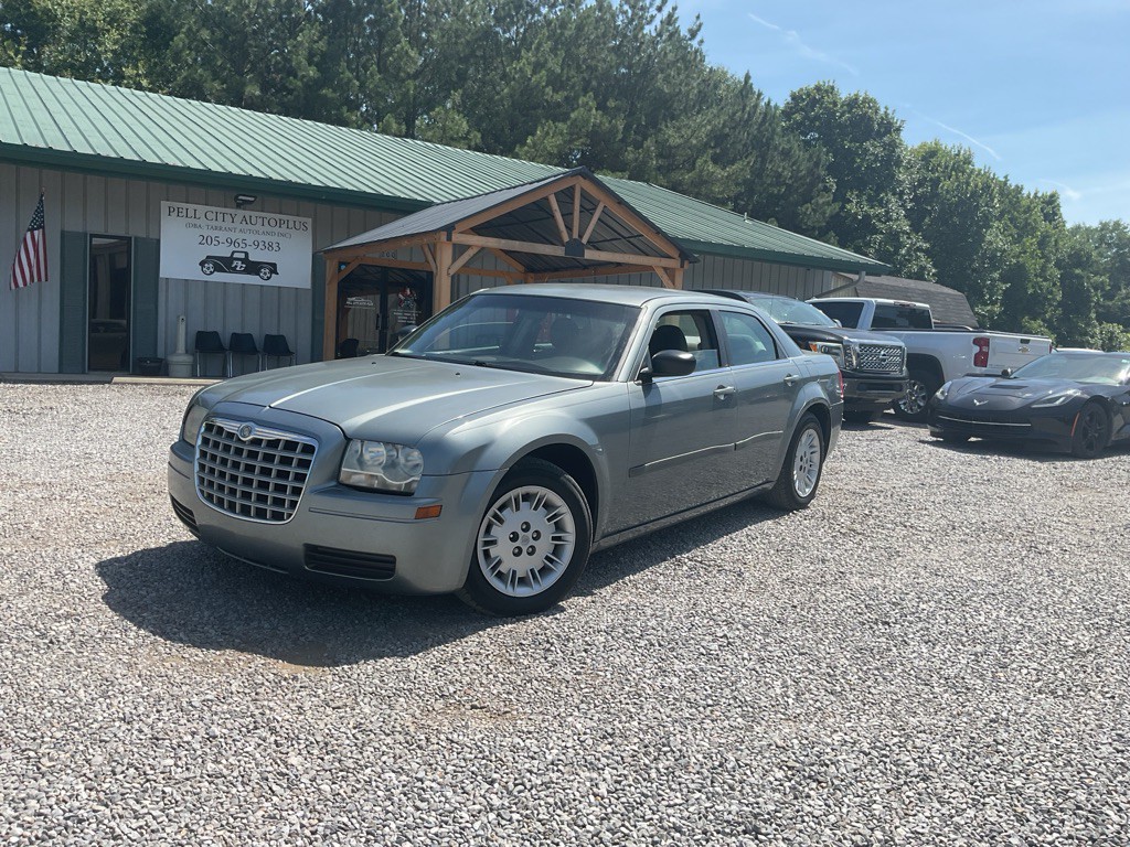 2006 Chrysler 300 Image 1