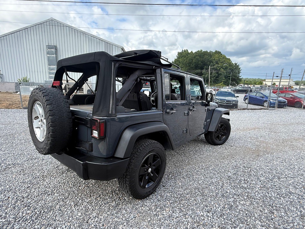 2017 Jeep Wrangler Unlimited Image 3