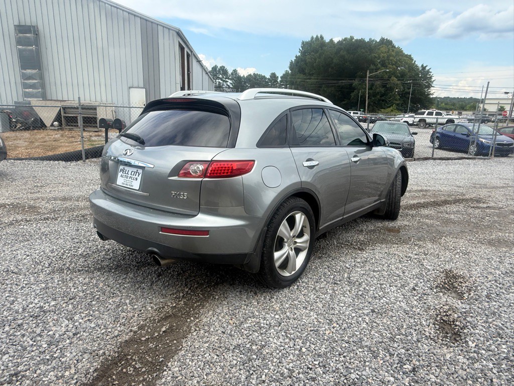 2004 INFINITI FX35 Image 3