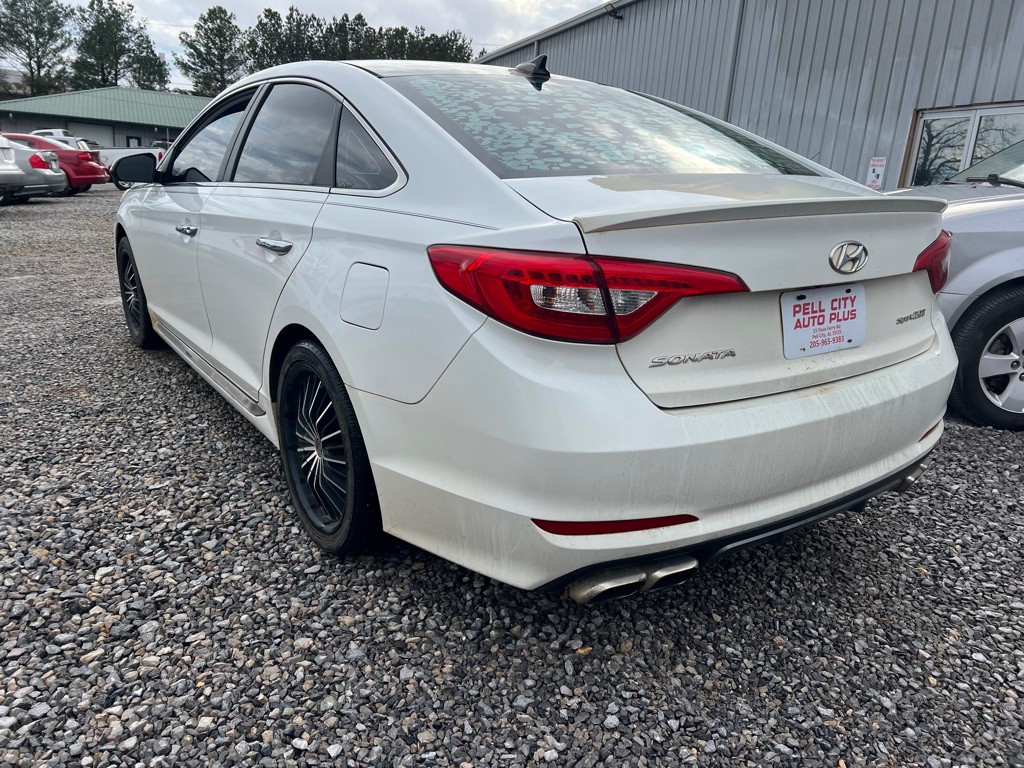 2015 Hyundai Sonata Image 4