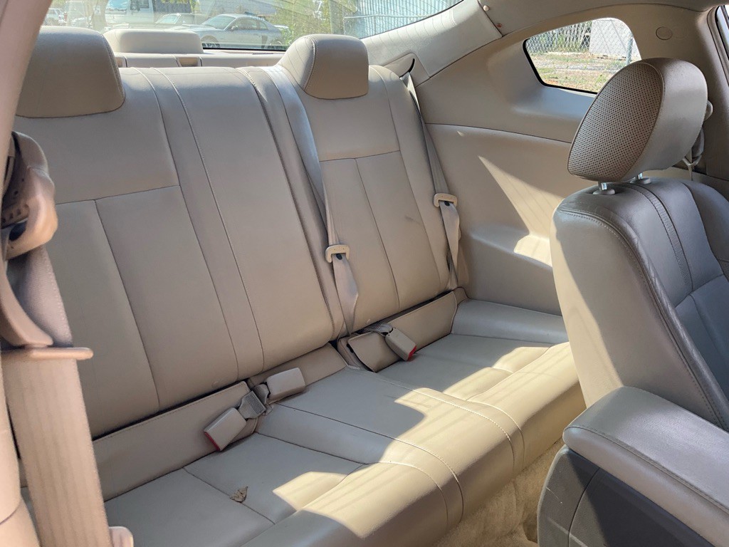 2010 Nissan Altima Image 9