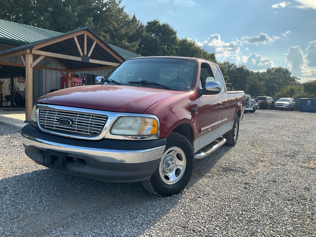 2002 Ford F-150 Image 1
