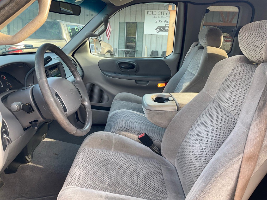 2002 Ford F-150 Image 5