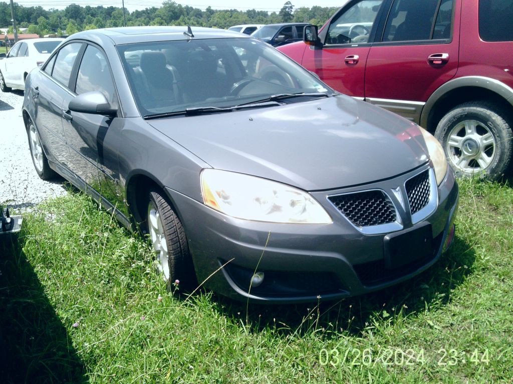 2009 Pontiac G6 Image 2