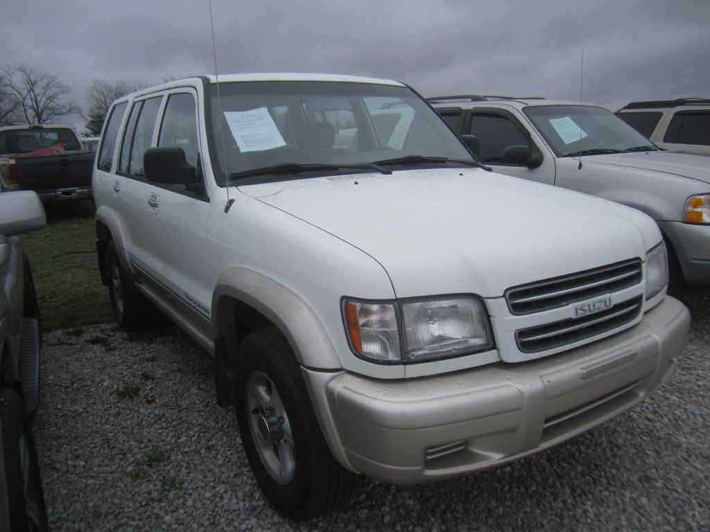 2001 Isuzu Trooper Image 2