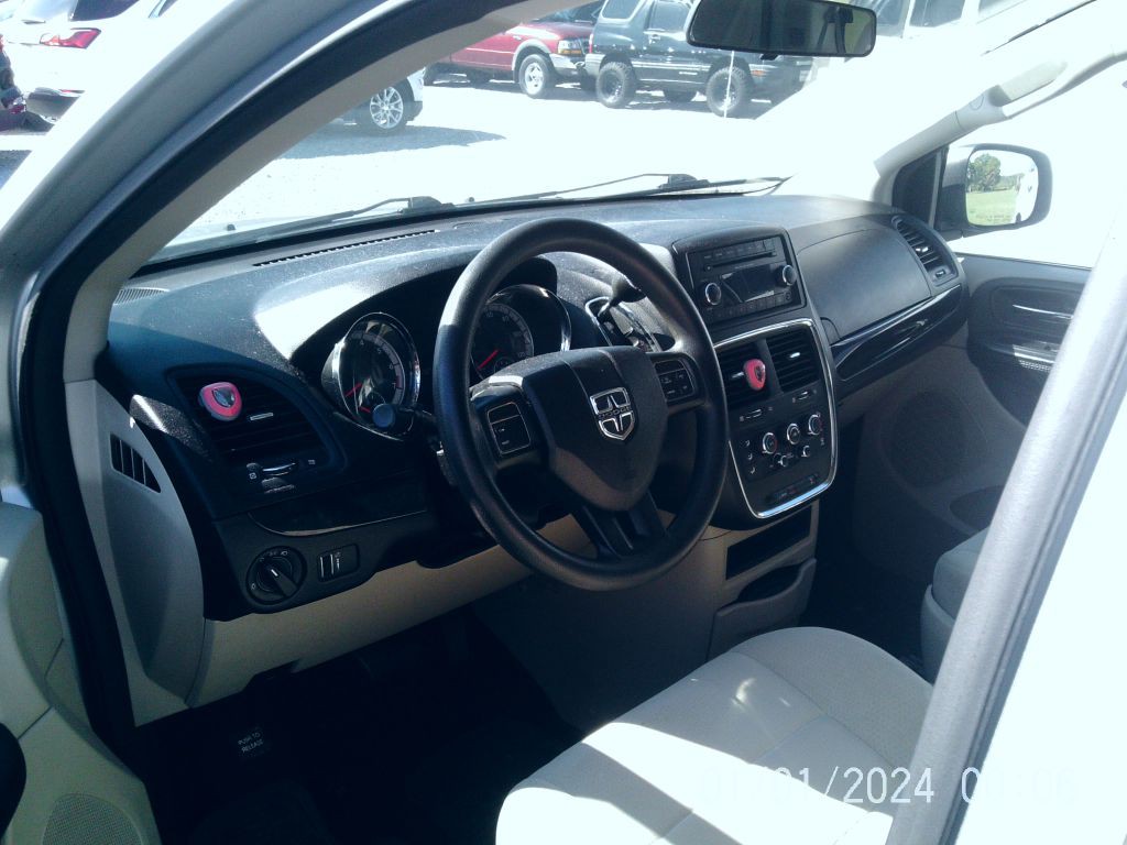 2012 Dodge Grand Caravan Image 5