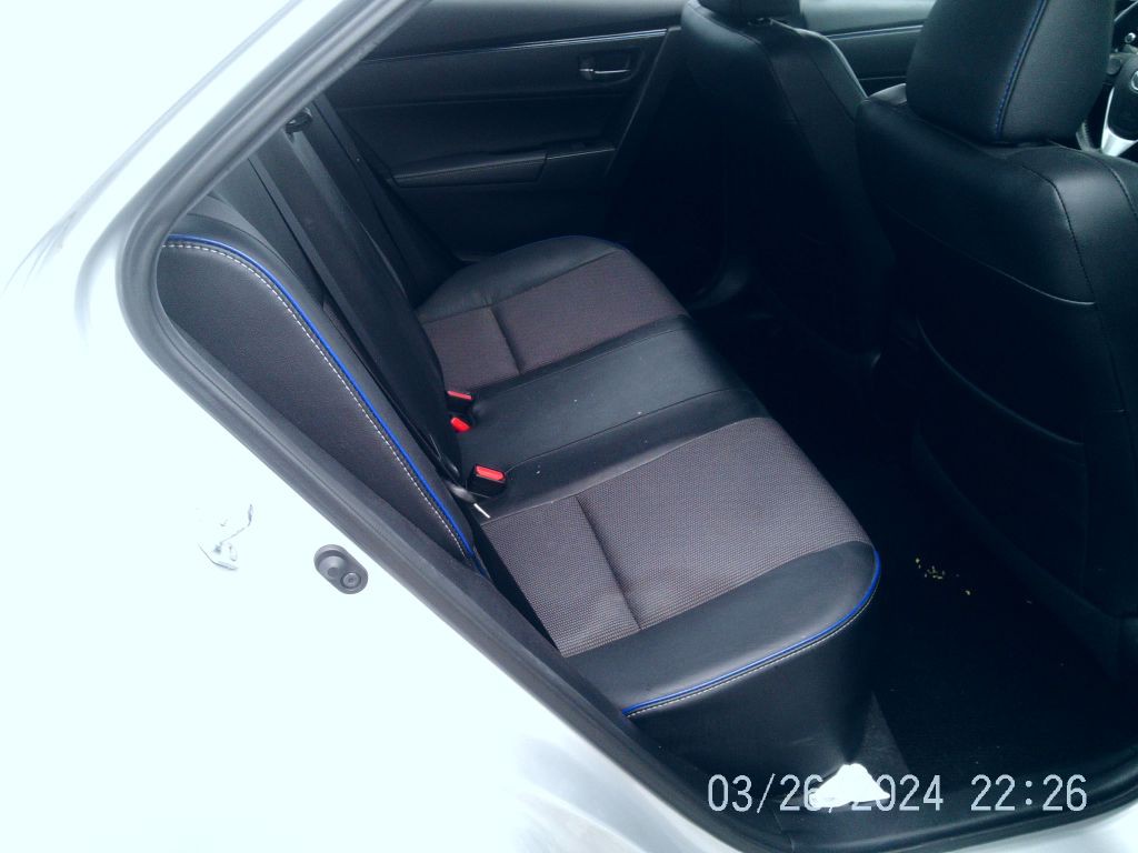 2017 Toyota Corolla Image 6