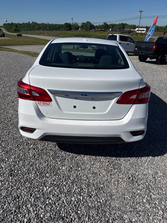 2019 Nissan Sentra Image 9