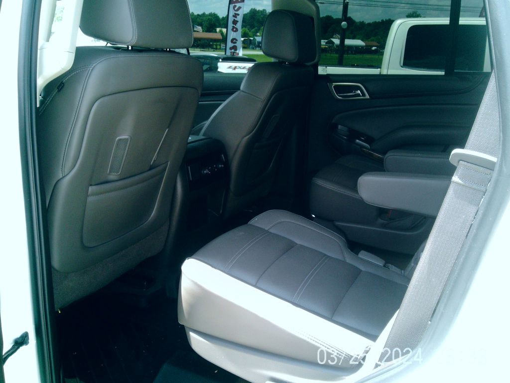 2015 GMC Yukon Image 6