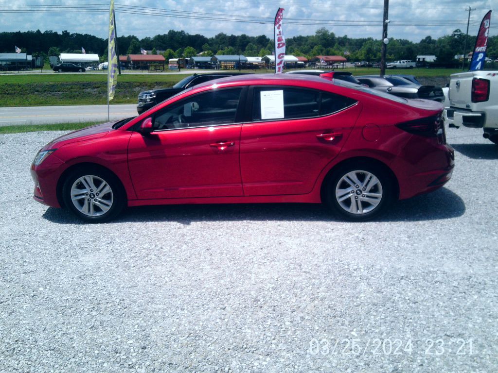 2020 Hyundai Elantra Image 2