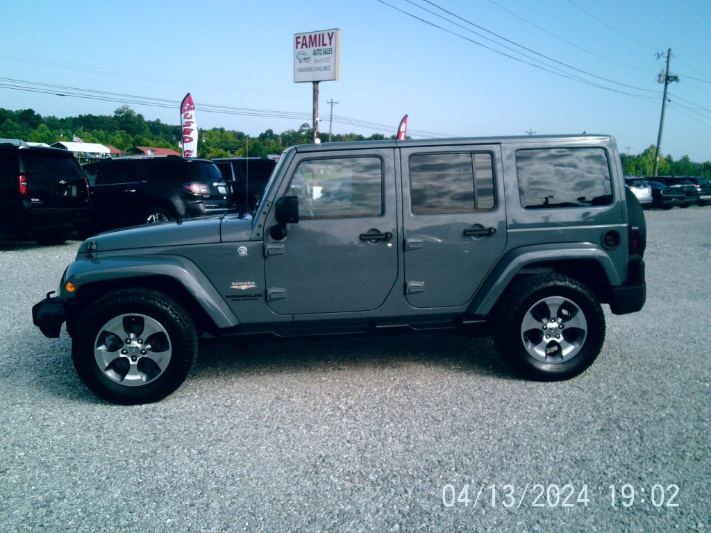 2015 Jeep Wrangler Unlimited Image 2