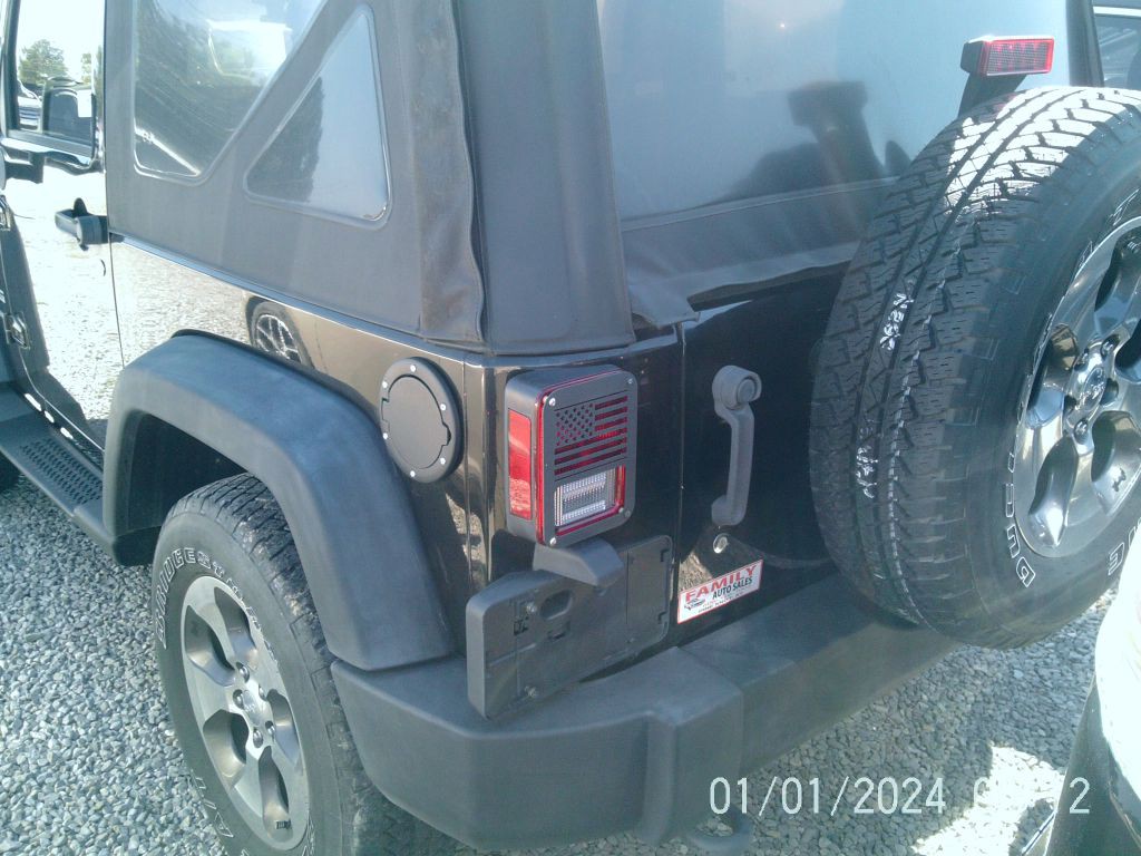 2015 Jeep Wrangler Image 4
