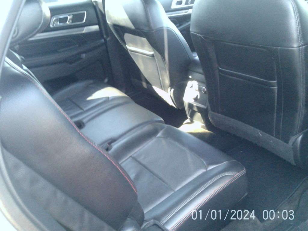 2016 Ford Explorer Image 6