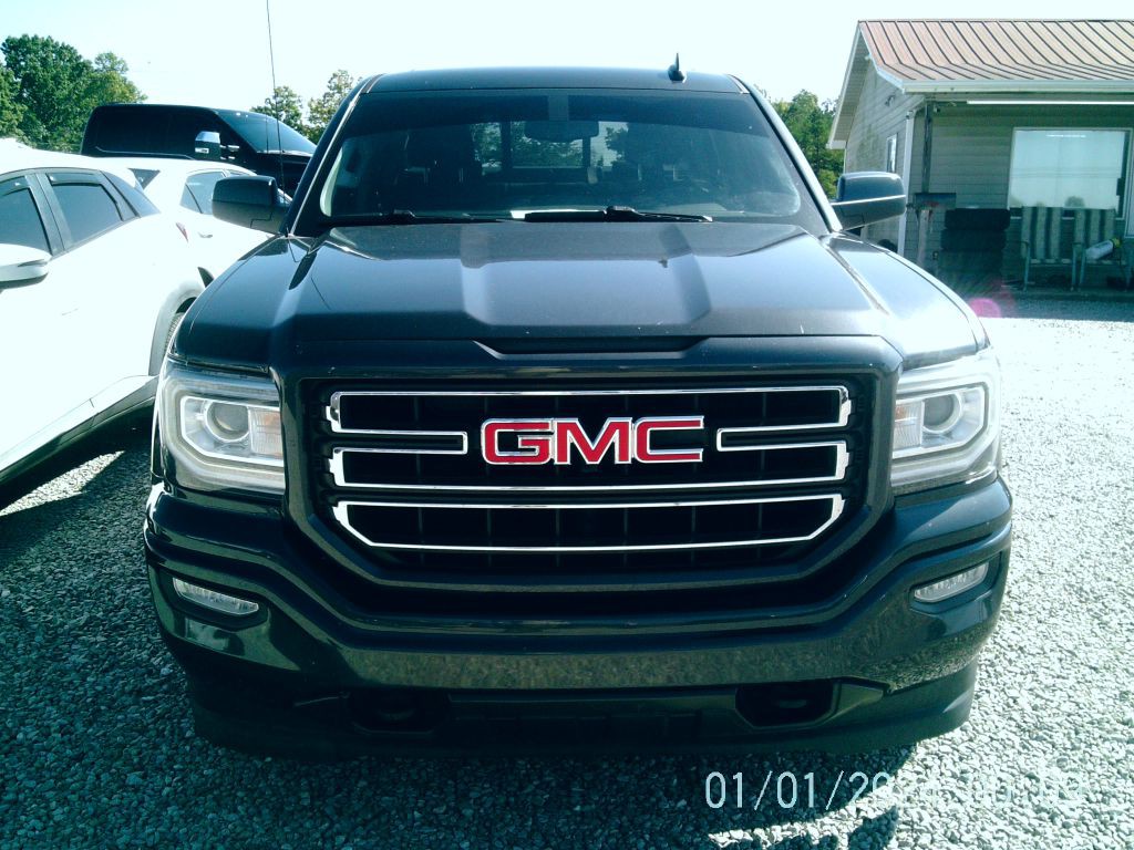 2018 GMC Sierra Image 1