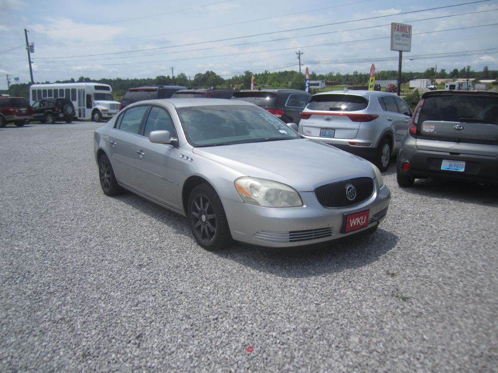 2007 Buick Lucerne Image 2