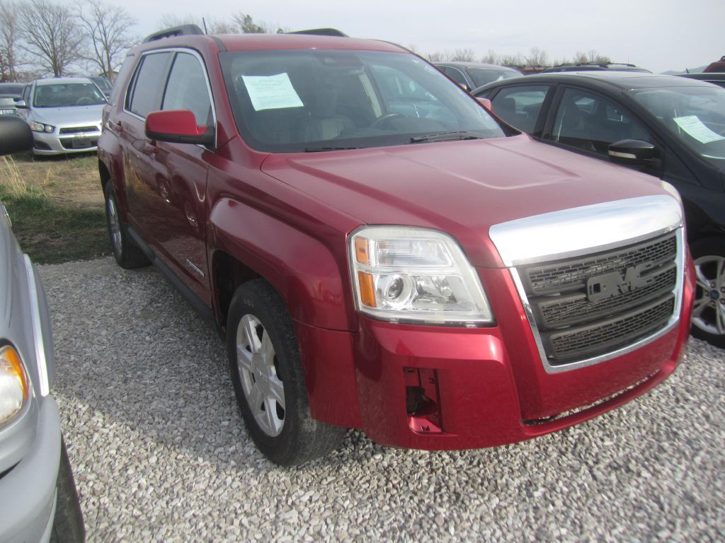 2015 GMC Terrain Image 2