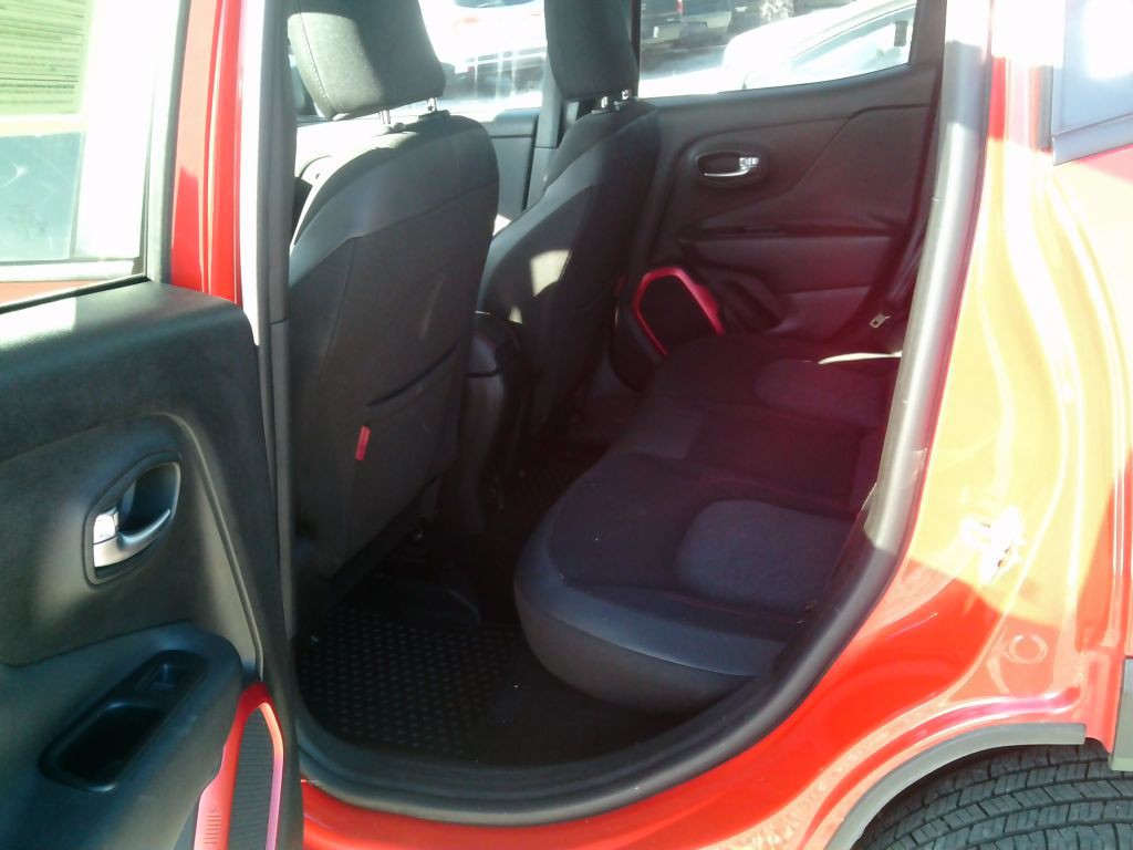 2016 Jeep Renegade Image 6