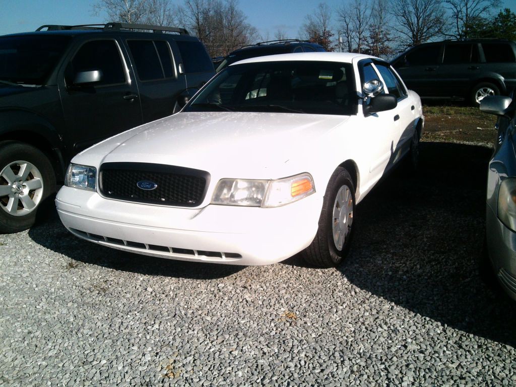 2007 Ford Crown Victoria Image 1