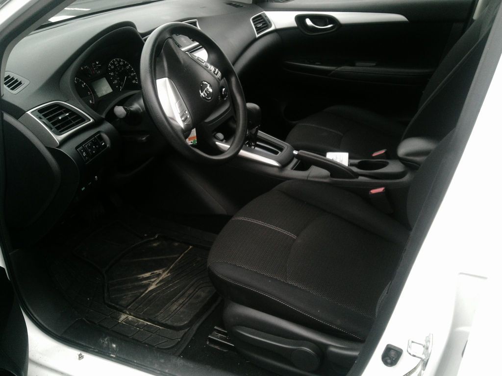 2016 Nissan Sentra Image 8