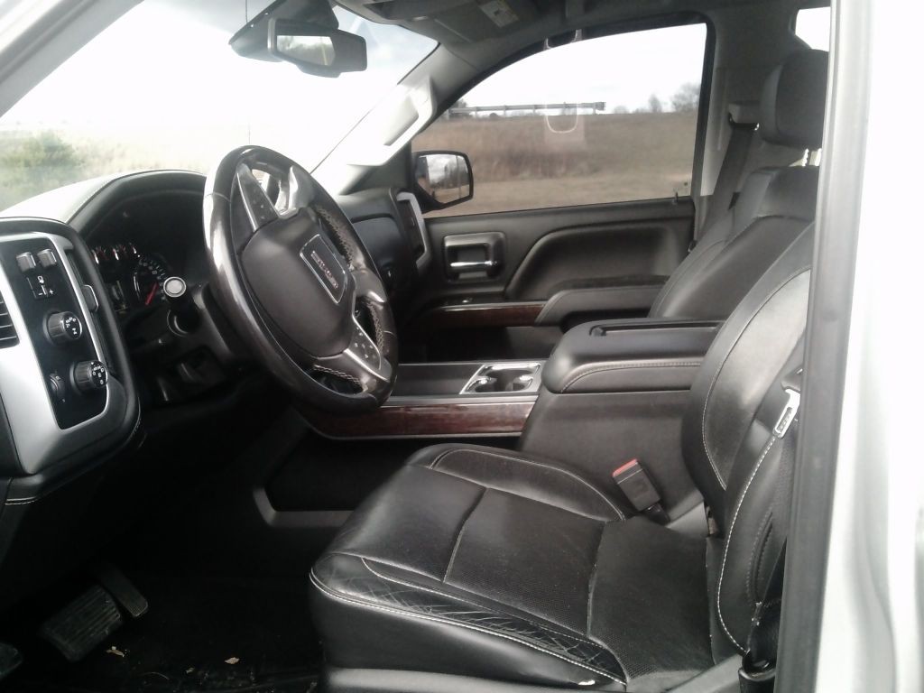 2018 GMC Sierra Image 8