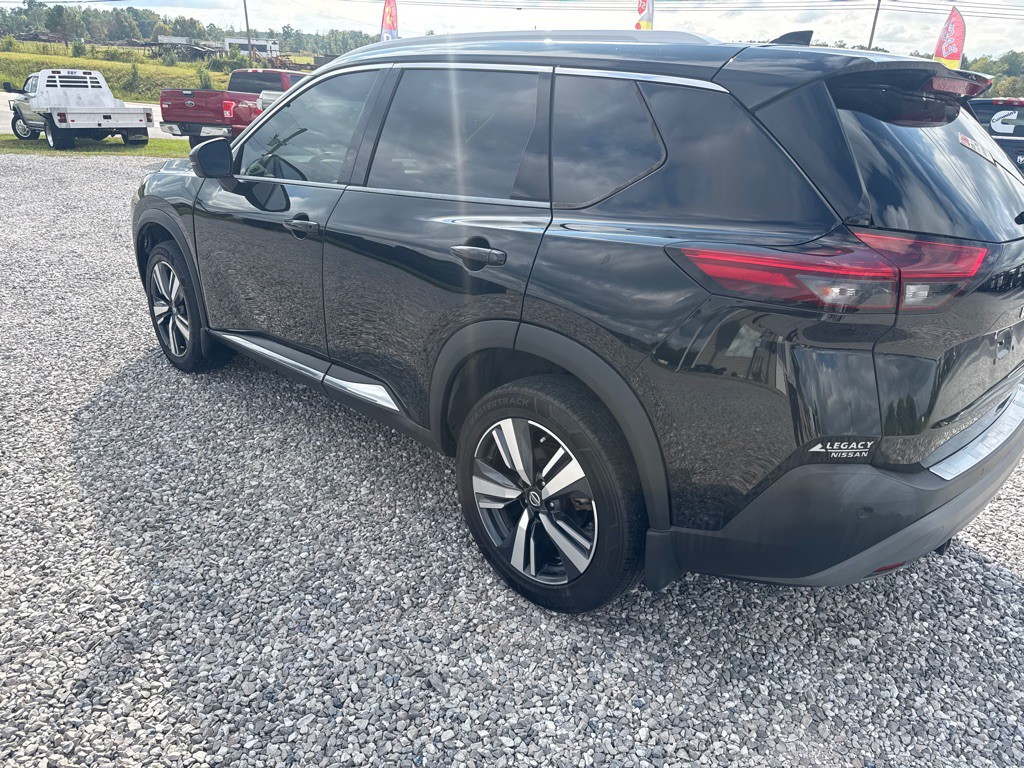 2021 Nissan Rogue Image 3