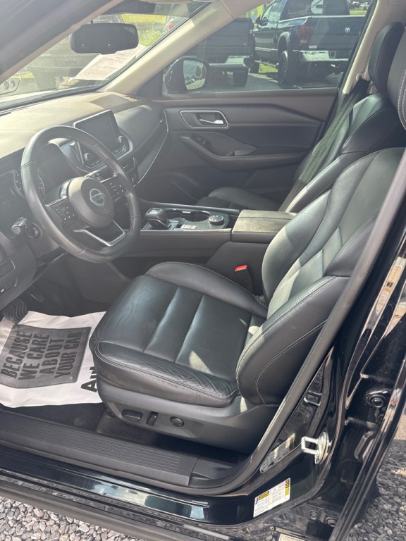 2021 Nissan Rogue Image 8